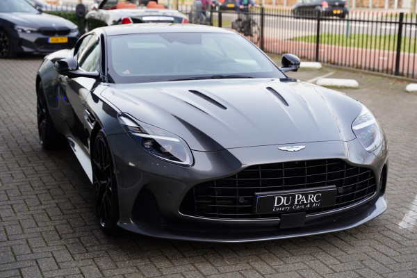 Aston Martin DB12 4.0 V8 / NL-Auto / B&W / Carbon