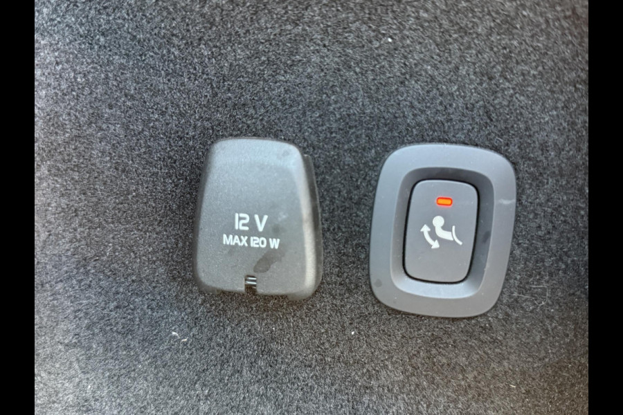 Volvo V60 2.0 T8 Recharge 390PK AWD R-Design |Pano|H/K|360CAM|AutoPilot|Trekhaak