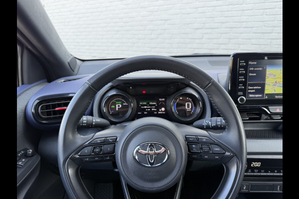 Toyota Yaris 1.5 Hybrid Tokyo Spirit | HUD | ACC | Camera | LED | 17 inch
