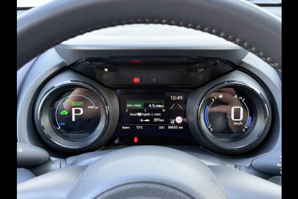 Toyota Yaris 1.5 Hybrid Tokyo Spirit | HUD | ACC | Camera | LED | 17 inch