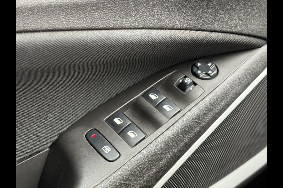 Opel Crossland X 1.2 Turbo Innovation 360° Camera,Afn.Trekhaak,Navi,110pk,Navi,6 Bak,Rijstrooksensor,BSD,Clima,Cruise,Lm velgen,Apk tot 02-2028