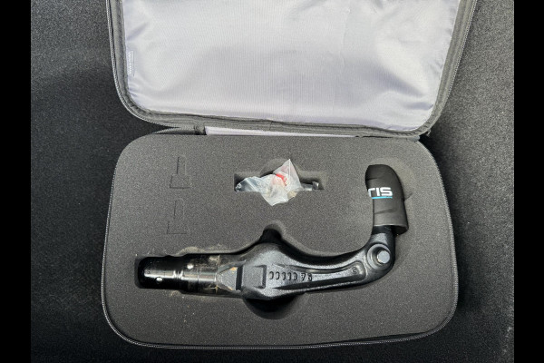 Tesla Model Y Premium Long Range AWD 75 kWh 10.000KM! | AFN. TREKHAAK | FABRIEKSGARANTIE TOT 2029! BTW| NIEUW MODEL