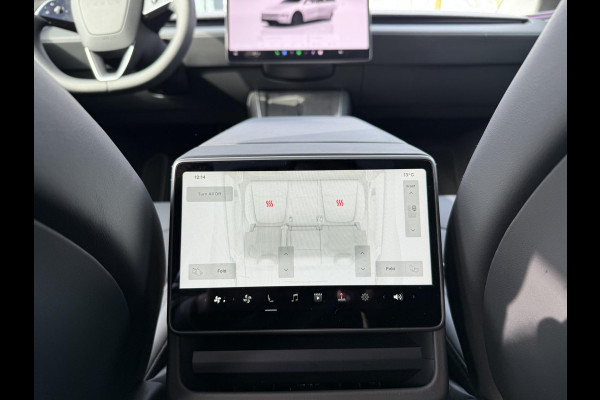 Tesla Model Y Premium Long Range AWD 75 kWh 10.000KM! | AFN. TREKHAAK | FABRIEKSGARANTIE TOT 2029! BTW| NIEUW MODEL