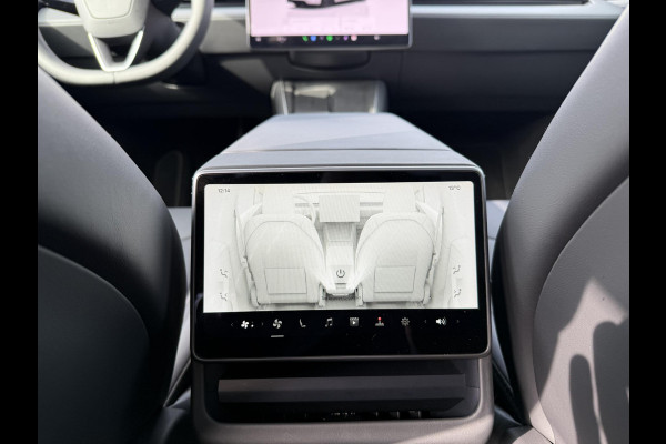 Tesla Model Y Premium Long Range AWD 75 kWh 10.000KM! | AFN. TREKHAAK | FABRIEKSGARANTIE TOT 2029! BTW| NIEUW MODEL