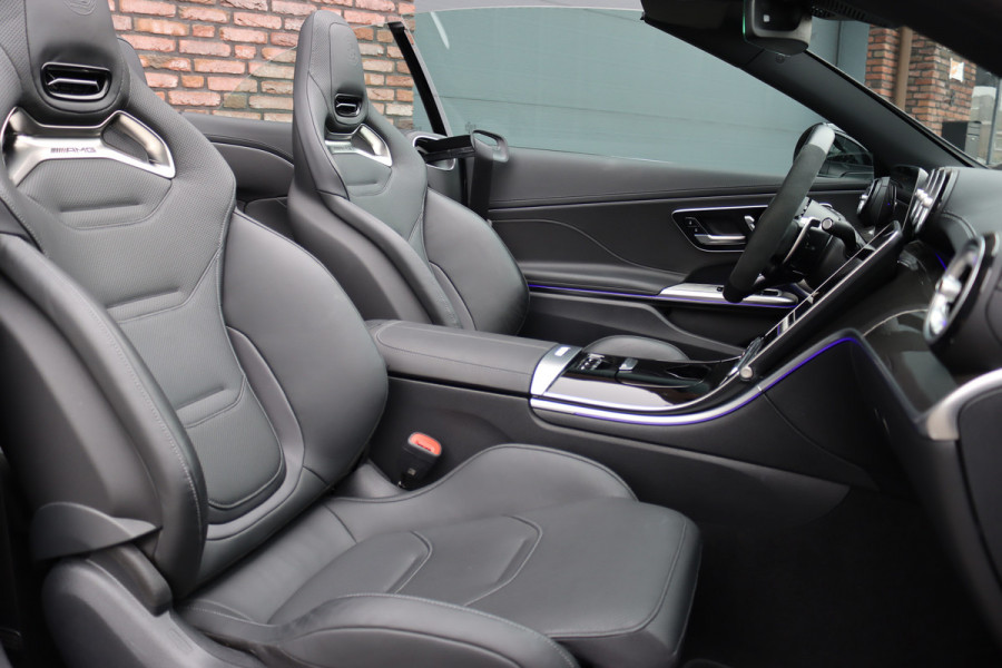 Mercedes-Benz CLE Cabriolet AMG 53 4MATIC+ Premium+ | Carbon | AMG Drivers Package | Distronic+ | Contourstoelen | Standkachel | Stoelventilatie | HUD | Performance-stoelen | Airscarf | Trekhaak | Verwarmd Stuurwiel |