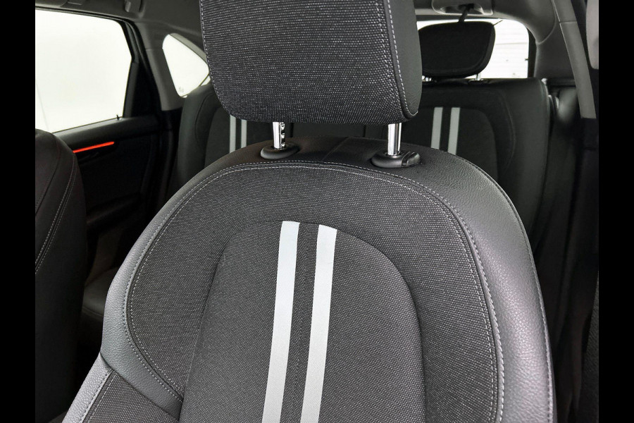 BMW 2 Serie Active Tourer 225xe iPerformance Executive CAMERA | NAVI & CARPLAY | HEAD-UP | AD-CRUISE