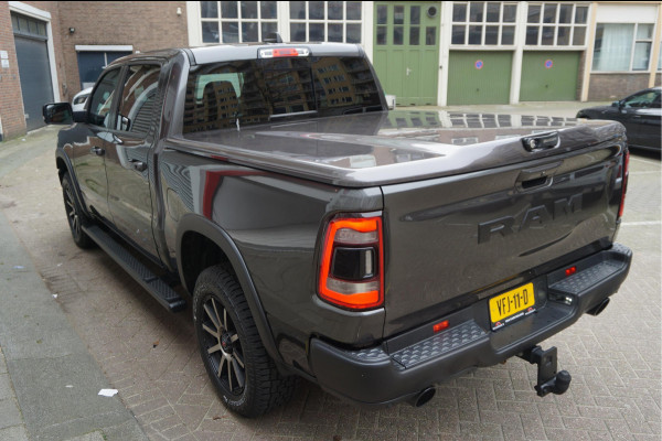 Dodge Ram 1500 5.7 V8 4x4 Crew Cab Rebel Sport | Luchtvering PANO -dak | Black Line | Off Road | Groot Navi | Apple CarPlay | Keyless | 20inch | Harman Kardon | Full LED | LPG onderbouw | excl BTW 3/2026 beurt + 4x Banden