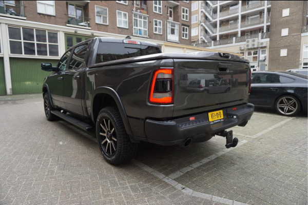 Dodge Ram 1500 5.7 V8 4x4 Crew Cab Rebel Sport | Luchtvering PANO -dak | Black Line | Off Road | Groot Navi | Apple CarPlay | Keyless | 20inch | Harman Kardon | Full LED | LPG onderbouw | excl BTW 3/2026 beurt + 4x Banden