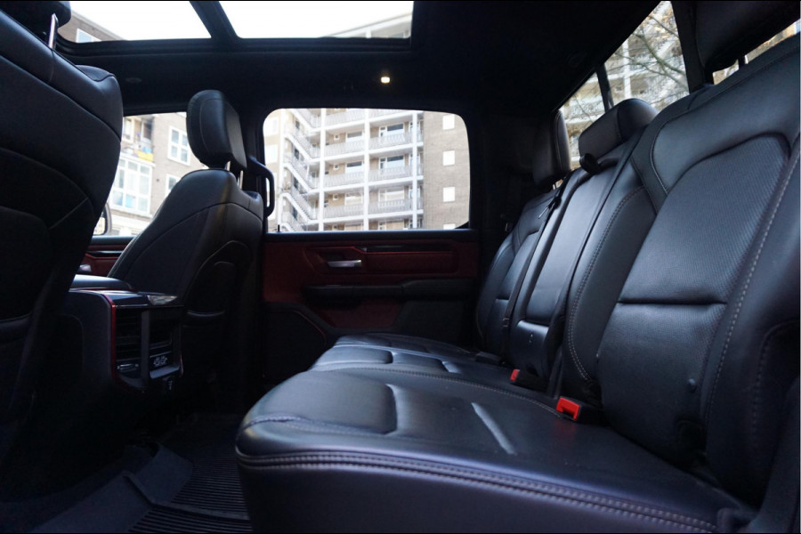 Dodge Ram 1500 5.7 V8 4x4 Crew Cab Rebel Sport | Luchtvering PANO -dak | Black Line | Off Road | Groot Navi | Apple CarPlay | Keyless | 20inch | Harman Kardon | Full LED | LPG onderbouw | excl BTW 3/2026 beurt + 4x Banden