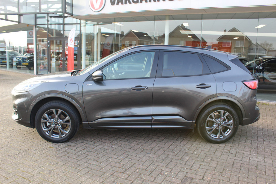 Ford Kuga 2.5-225pk Plug-in Hybrid ST-Line X. Hybride rijden voor een reële prijs ! Adaptive Cruise Control, Stoel-, achterbank, stuur- en voorraamverwarming, autm. airco dual, camera v+a, elektr. achterklep, side- en lane assist etc.