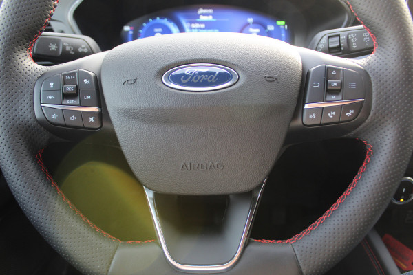 Ford Kuga 2.5-225pk Plug-in Hybrid ST-Line X. Hybride rijden voor een reële prijs ! Adaptive Cruise Control, Stoel-, achterbank, stuur- en voorraamverwarming, autm. airco dual, camera v+a, elektr. achterklep, side- en lane assist etc.