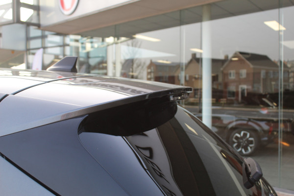 Ford Kuga 2.5-225pk Plug-in Hybrid ST-Line X. Hybride rijden voor een reële prijs ! Adaptive Cruise Control, Stoel-, achterbank, stuur- en voorraamverwarming, autm. airco dual, camera v+a, elektr. achterklep, side- en lane assist etc.