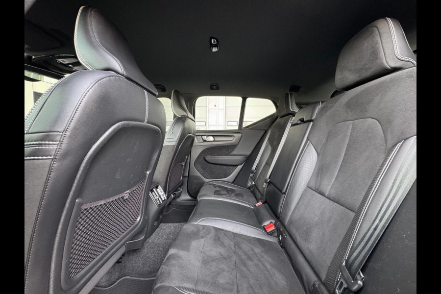 Volvo XC40 Recharge P8 AWD 408 pk R-Design, afneembare trekhaak, stoelverwarming, 1 e eigenaar, NL auto met nap