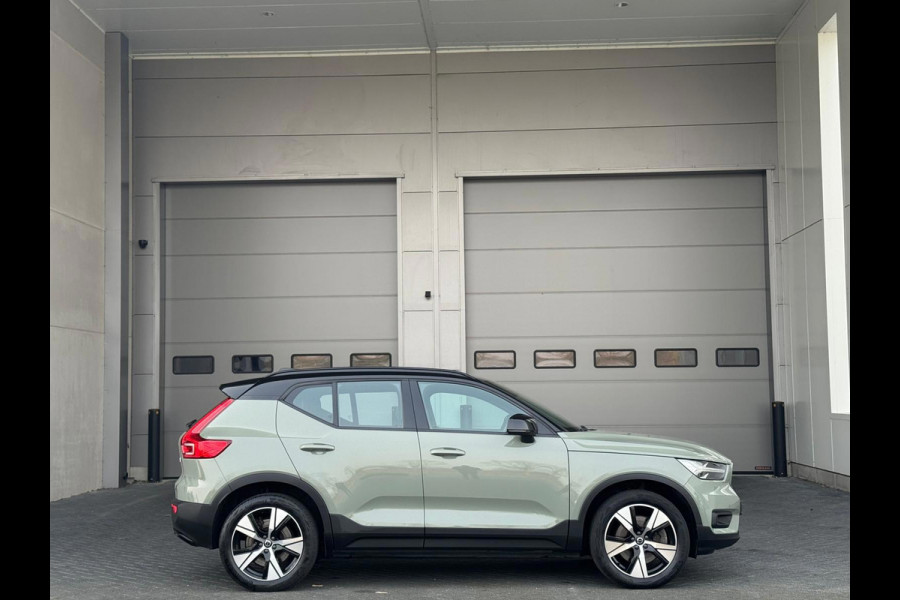 Volvo XC40 Recharge P8 AWD 408 pk R-Design, afneembare trekhaak, stoelverwarming, 1 e eigenaar, NL auto met nap