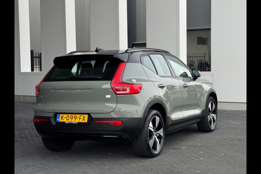Volvo XC40 Recharge P8 AWD 408 pk R-Design, afneembare trekhaak, stoelverwarming, 1 e eigenaar, NL auto met nap