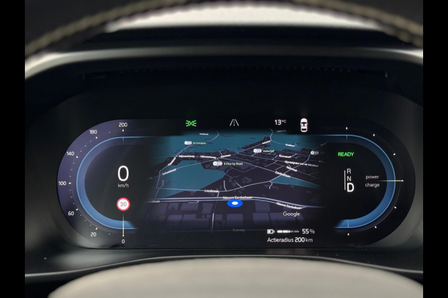 Volvo XC40 Recharge P8 AWD 408 pk R-Design, afneembare trekhaak, stoelverwarming, 1 e eigenaar, NL auto met nap