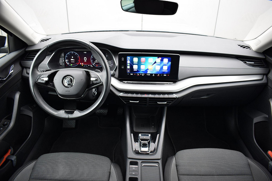 Škoda Octavia Combi 1.0 e-TSI Business Edition | Apple CarPlay | Stoelverw. | Camera | Sportstoelen