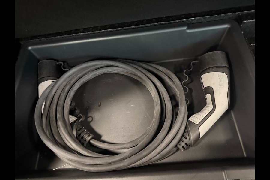 Citroën C5 Aircross 1.6 Plug-in Hybrid 225 Shine PANO/LEDER/CAM/DAB/CARPLAY/NAVI/LED/CRUISE///