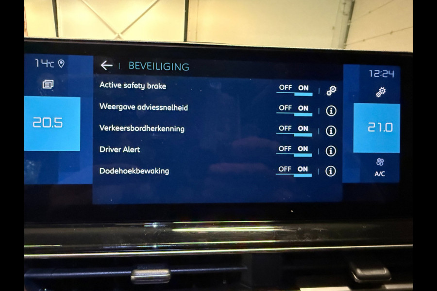 Citroën C5 Aircross 1.6 Plug-in Hybrid 225 Shine PANO/LEDER/CAM/DAB/CARPLAY/NAVI/LED/CRUISE///