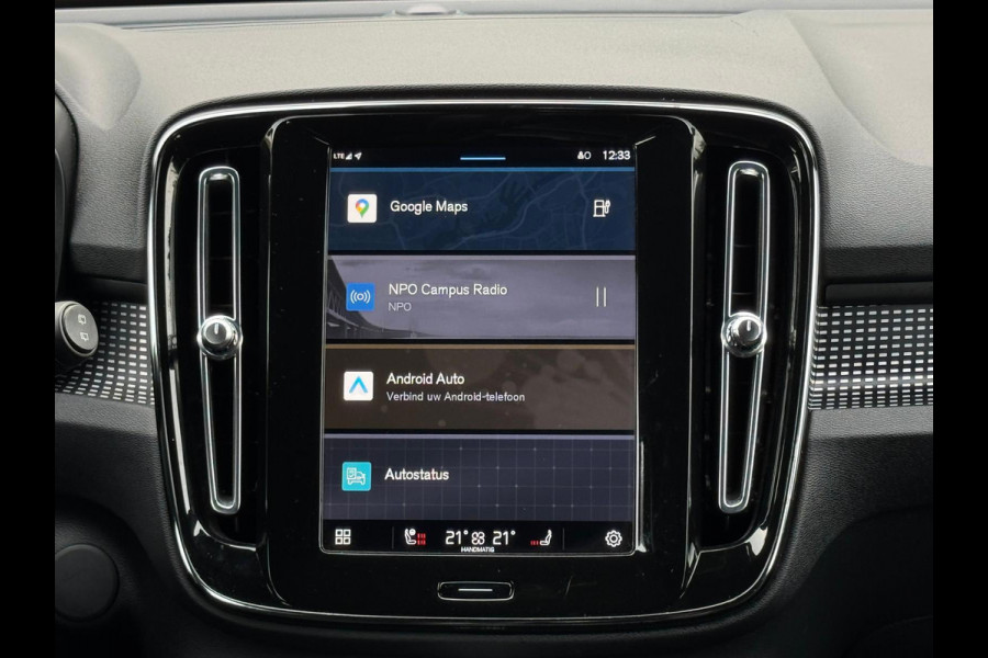 Volvo XC40 Recharge P8 AWD 408 pkR-Design, afneembare trekhaak, achteruitrijcamera, stoelverwarming, 1 e eigenaar, NL auto met nap