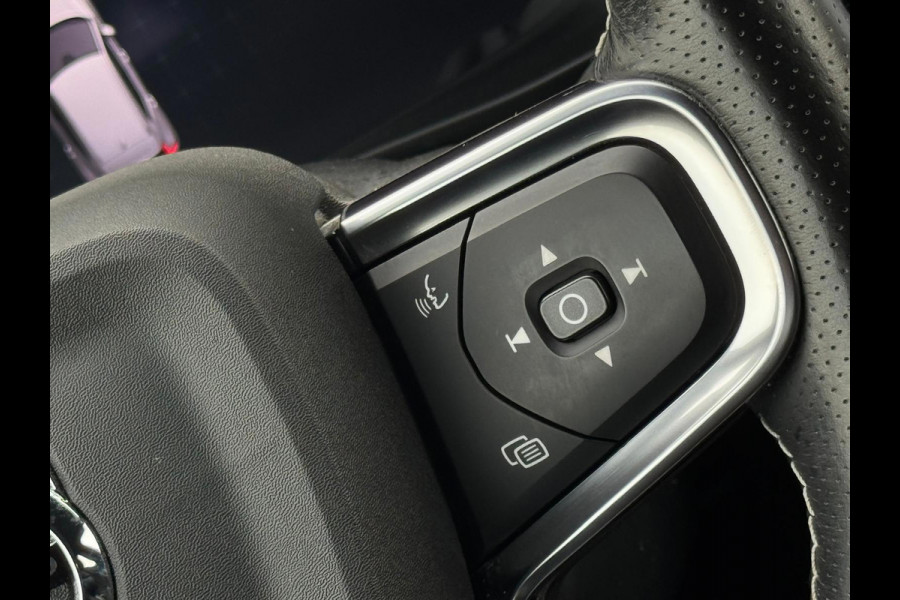 Volvo XC40 Recharge P8 AWD 408 pkR-Design, afneembare trekhaak, achteruitrijcamera, stoelverwarming, 1 e eigenaar, NL auto met nap