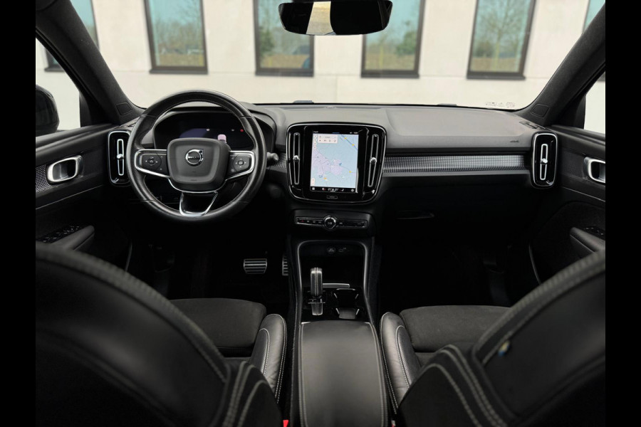 Volvo XC40 Recharge P8 AWD 408 pkR-Design, afneembare trekhaak, achteruitrijcamera, stoelverwarming, 1 e eigenaar, NL auto met nap
