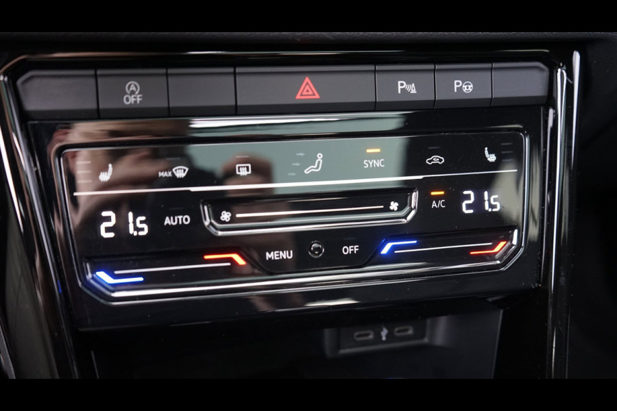 Volkswagen T-Roc 1.5 TSI R-Line AUTOMAAT-ACC-CAMERA-CLIMA-IQ LIGHT-KEYLESS-NAVIGATIE-PANORAMA-STOELVERWARMING