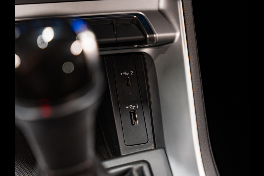 Audi Q3 35 TFSI 150PK Pro Line, Matrix Led, Virtual Cockpit, Navi, ACC, Blind Spot, Apple Carplay, Clima, PDC, Volledig Onderhoud