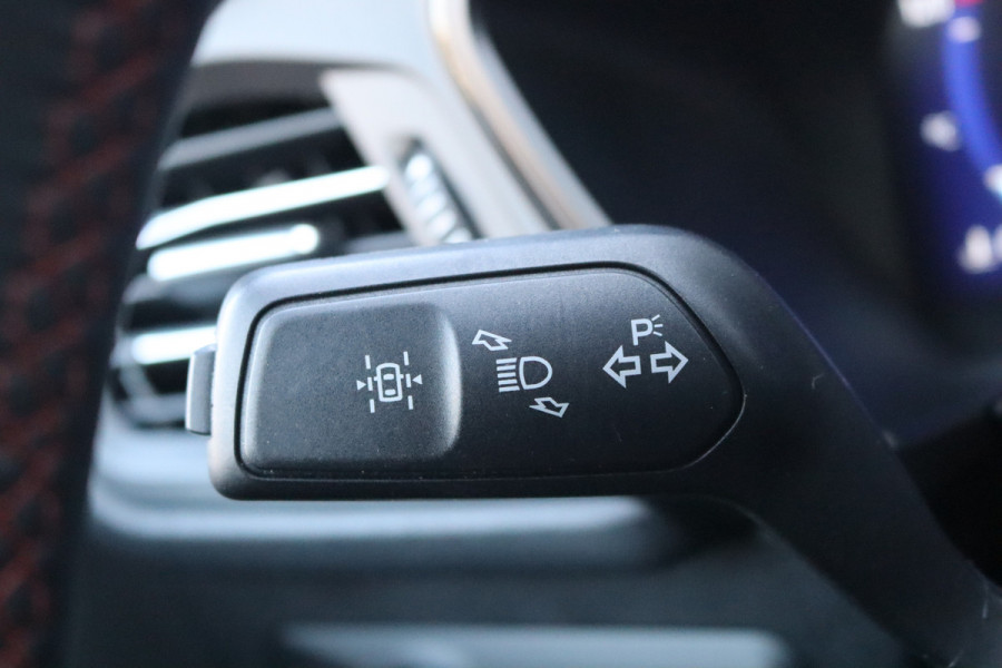 Ford Kuga 2.5 PHEV ST-Line X Navigatie/Winter-pack/Elektr.-trekhaak/Open-dak