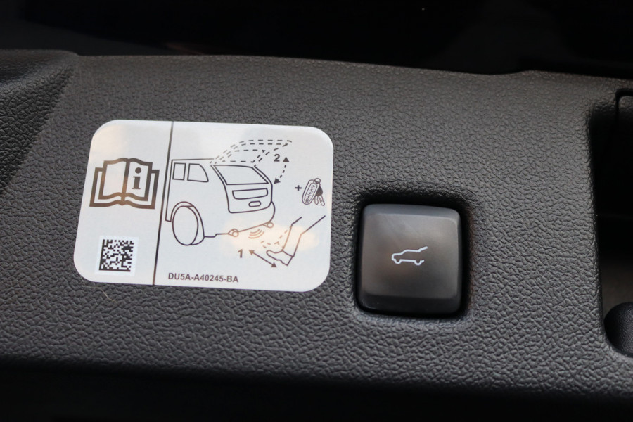 Ford Kuga 2.5 PHEV ST-Line X Navigatie/Winter-pack/Elektr.-trekhaak/Open-dak