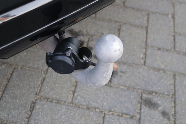 Ford Kuga 2.5 PHEV ST-Line X Navigatie/Winter-pack/Elektr.-trekhaak/Open-dak