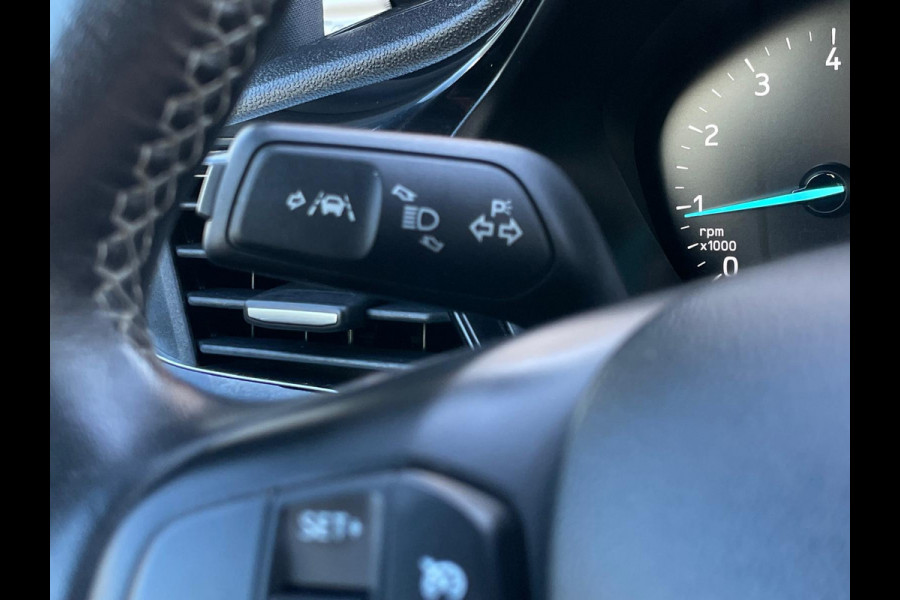 Ford Fiesta 1.1 Trend/Airco/Cruise/Parkeersens/Keyless