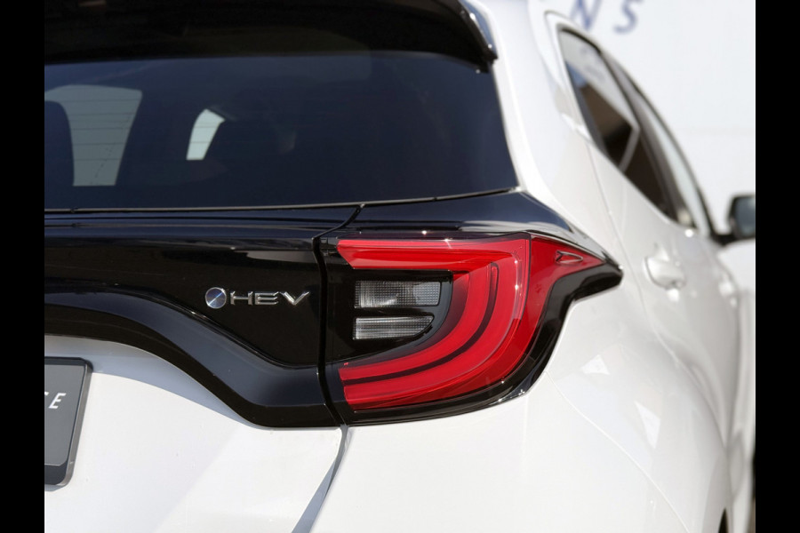 Toyota Yaris 1.5 Hybrid 115 Dynamic | ACC | CarPlay | Camera | LED | Winter-Pakket