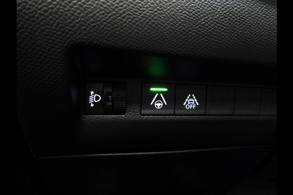 Peugeot e-208 EV Allure Pack 50 kWh NAVI/CAMERA/CLIMA/ADAPT.CRUISE/LED/16"LMV!