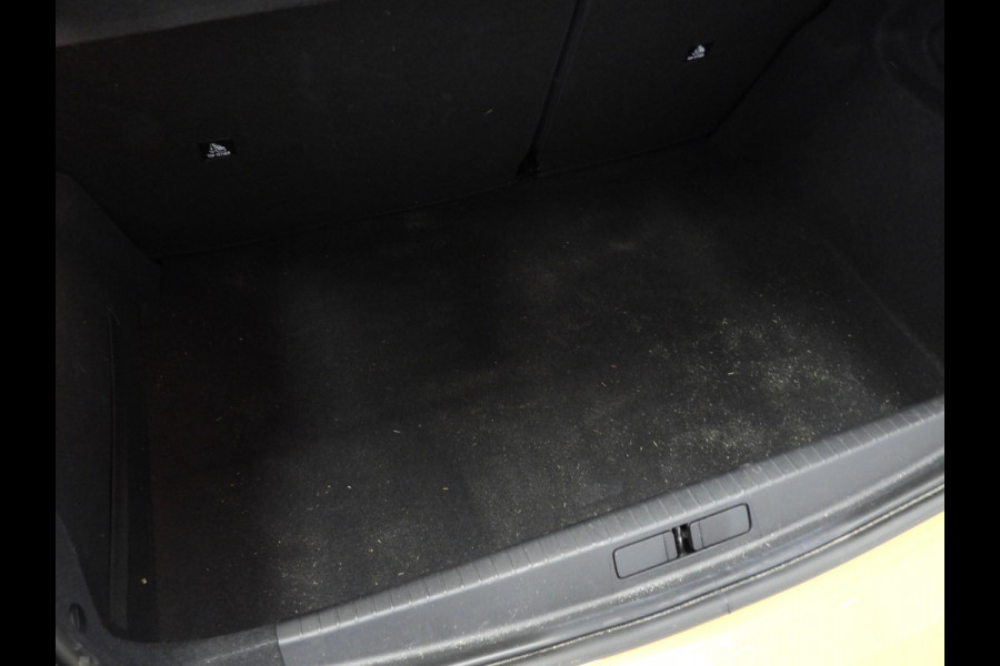 Peugeot e-208 EV Allure Pack 50 kWh NAVI/CAMERA/CLIMA/ADAPT.CRUISE/LED/16"LMV!