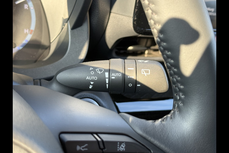 Toyota Yaris Cross 1.5 Hybrid Team D | Elek. Achterklep | CarPlay | Camera | Keyless | 17 inch