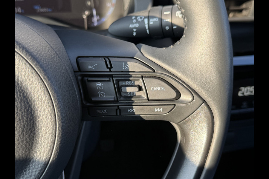 Toyota Yaris Cross 1.5 Hybrid Team D | Elek. Achterklep | CarPlay | Camera | Keyless | 17 inch