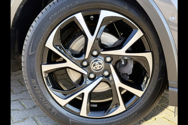 Toyota C-HR 1.8 Hybrid Team D | CarPlay | ACC | Camera | Keyless | 18 inch