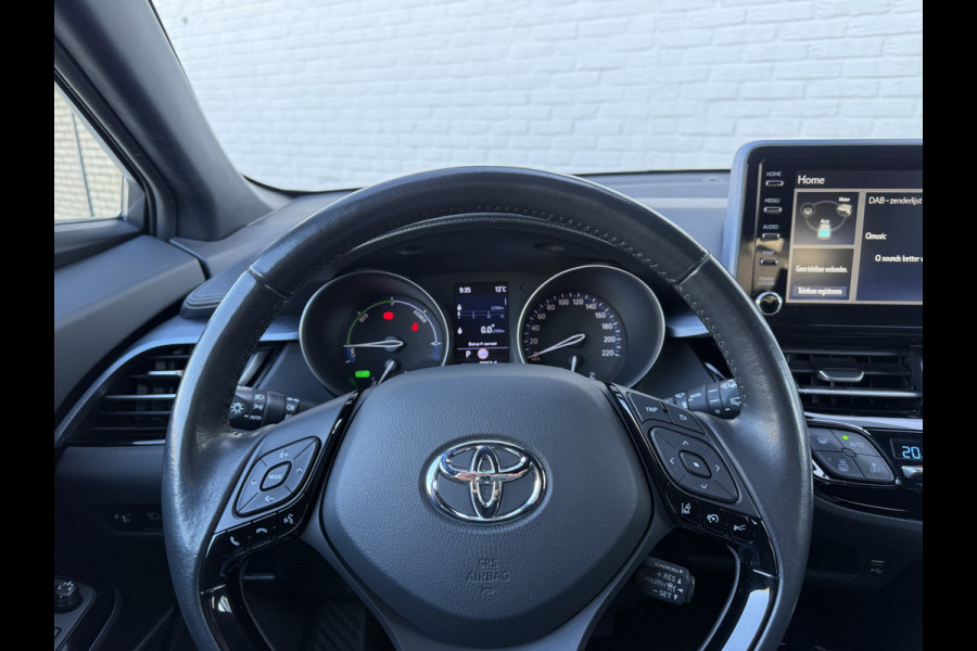 Toyota C-HR 1.8 Hybrid Team D | CarPlay | ACC | Camera | Keyless | 18 inch