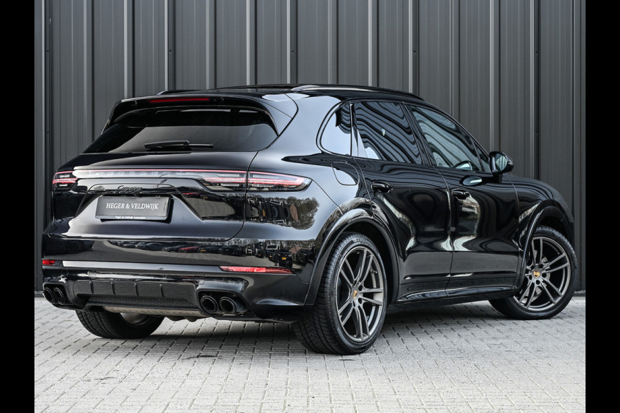 Porsche Cayenne 3.0 E-Hybrid 463PK Sport Design | Panoramadak | Sport-Chrono | Bose Surround System | 18-wegs + memory | Head-Up | Soft Close