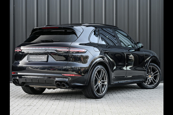 Porsche Cayenne 3.0 E-Hybrid 463PK Sport Design | Panoramadak | Sport-Chrono | Bose Surround System | 18-wegs + memory | Head-Up | Soft Close