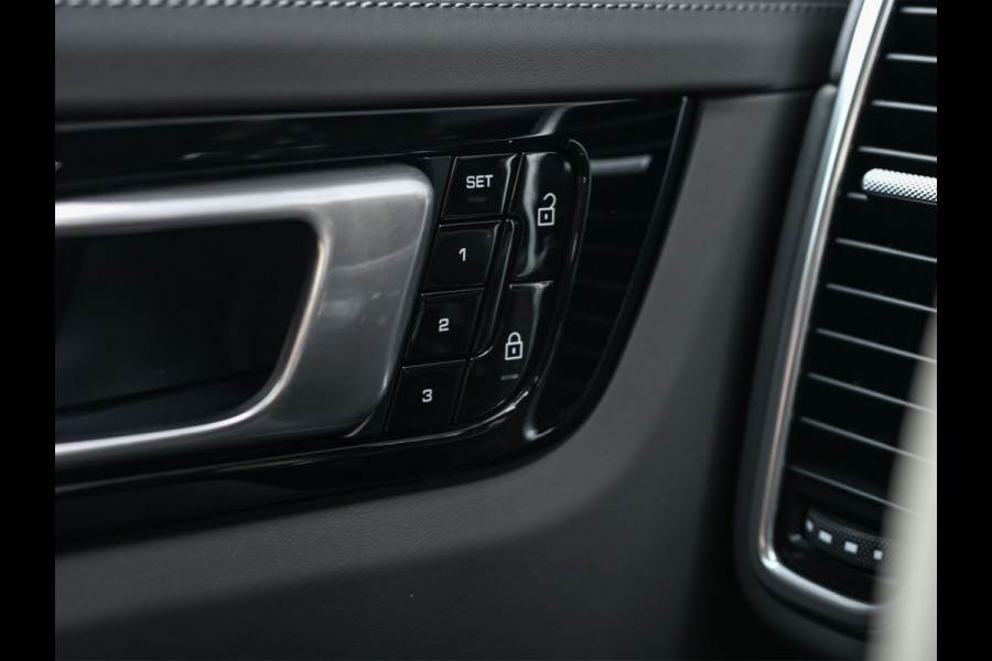 Porsche Cayenne 3.0 E-Hybrid 463PK Sport Design | Panoramadak | Sport-Chrono | Bose Surround System | 18-wegs + memory | Head-Up | Soft Close
