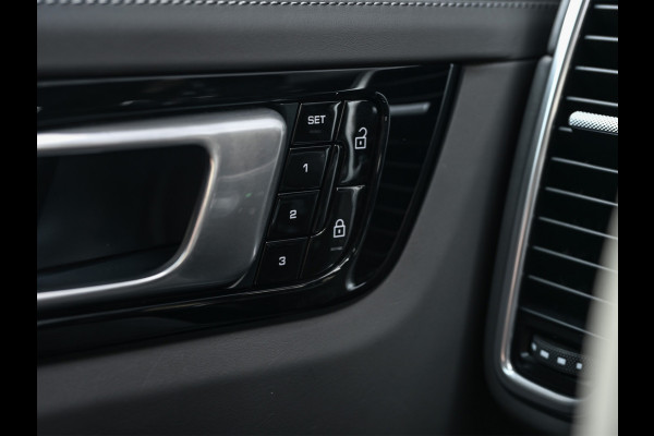 Porsche Cayenne 3.0 E-Hybrid 463PK Sport Design | Panoramadak | Sport-Chrono | Bose Surround System | 18-wegs + memory | Head-Up | Soft Close