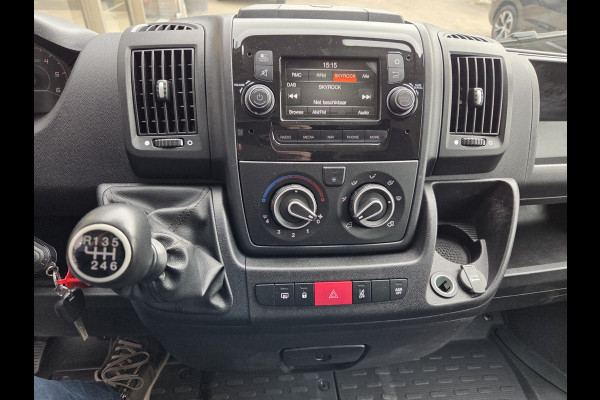 Peugeot Boxer 2.2 BlueHDI 140Pk L4H2 Airco Navi PDC Cruise control Achteruitrijcamera