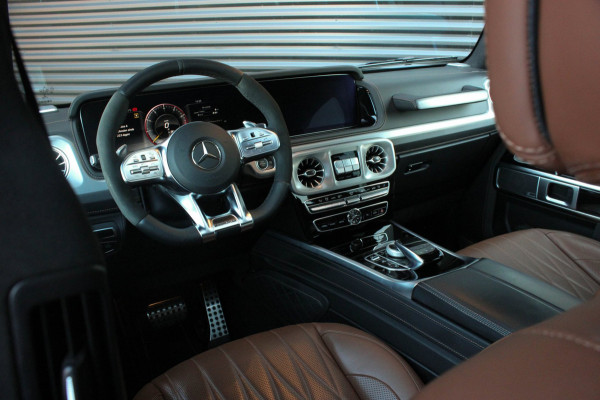 Mercedes-Benz G-Klasse 63 / BURMESTER / INCL. BTW / PANO-DAK / G-MANUFAKTUR / STOELMASSAGE / FULL / DISTRONIC / TREKHAAK / 360 CAM