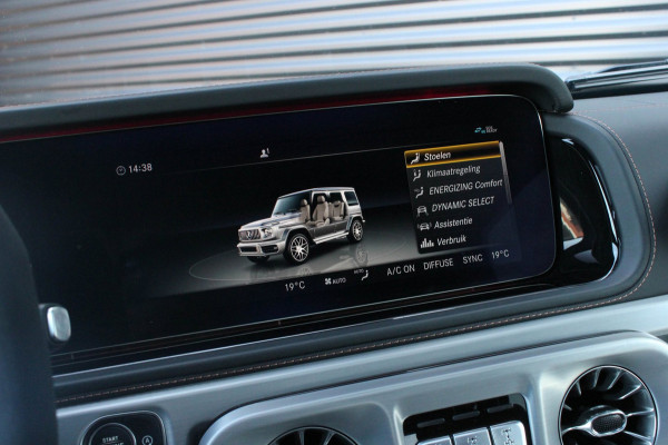 Mercedes-Benz G-Klasse 63 / BURMESTER / INCL. BTW / PANO-DAK / G-MANUFAKTUR / STOELMASSAGE / FULL / DISTRONIC / TREKHAAK / 360 CAM