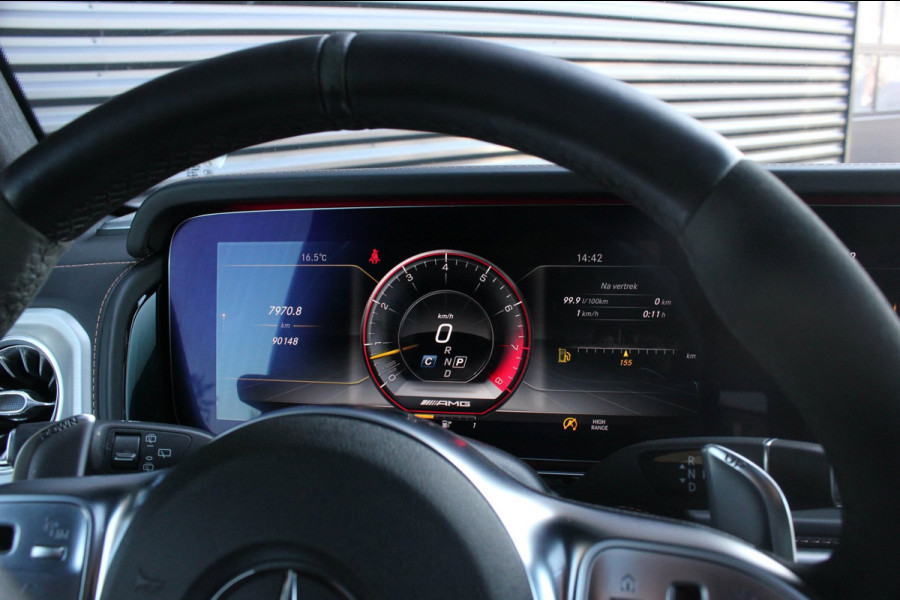 Mercedes-Benz G-Klasse 63 / BURMESTER / INCL. BTW / PANO-DAK / G-MANUFAKTUR / STOELMASSAGE / FULL / DISTRONIC / TREKHAAK / 360 CAM
