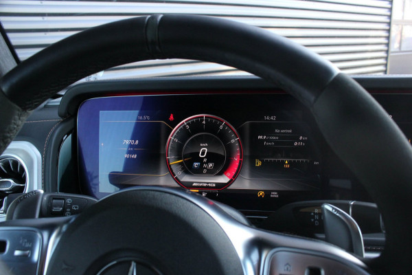 Mercedes-Benz G-Klasse 63 / BURMESTER / INCL. BTW / PANO-DAK / G-MANUFAKTUR / STOELMASSAGE / FULL / DISTRONIC / TREKHAAK / 360 CAM