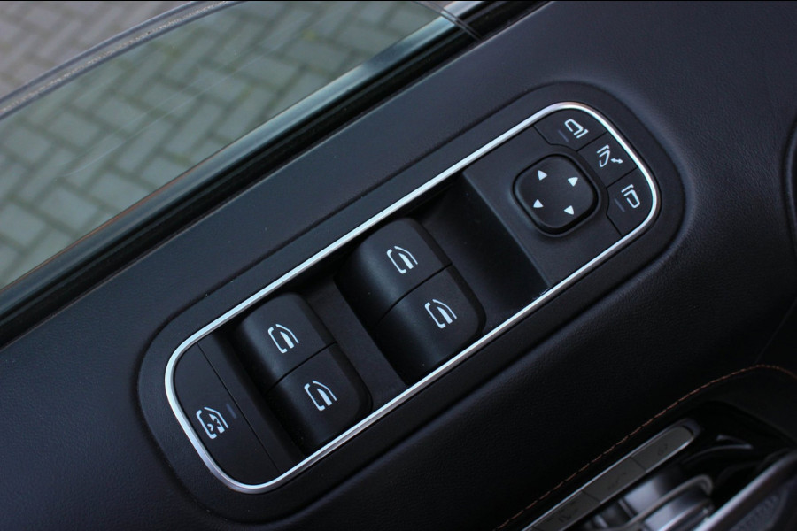 Mercedes-Benz G-Klasse 63 / BURMESTER / INCL. BTW / PANO-DAK / G-MANUFAKTUR / STOELMASSAGE / FULL / DISTRONIC / TREKHAAK / 360 CAM