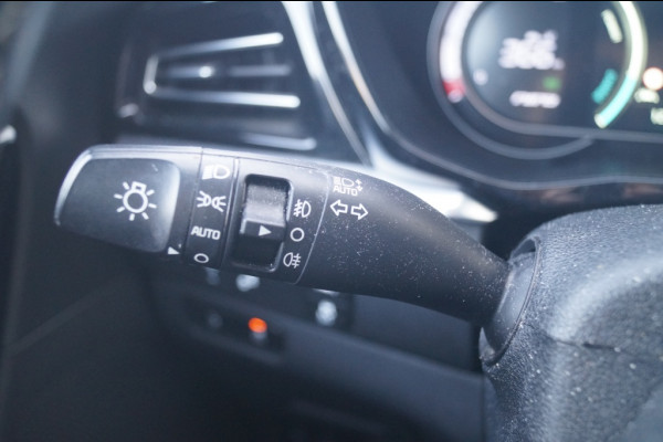 Kia e-Niro ExecutiveLine 64kWh -LEER-S.DAK-NAVI-ECC-CAM-